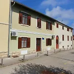 Holiday House Casa Mia פורץ