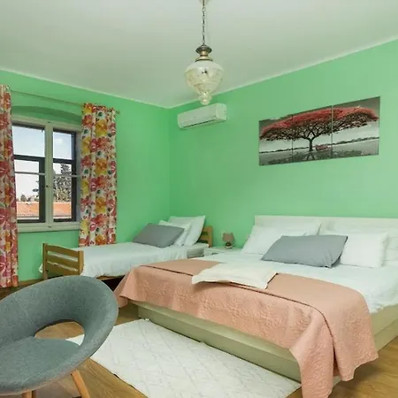 בית נופש Holiday House Casa Mia