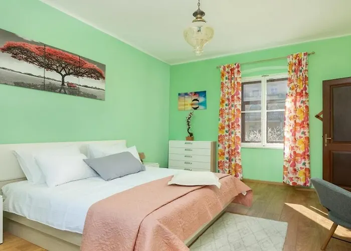 Holiday House Casa Mia ポレッチ